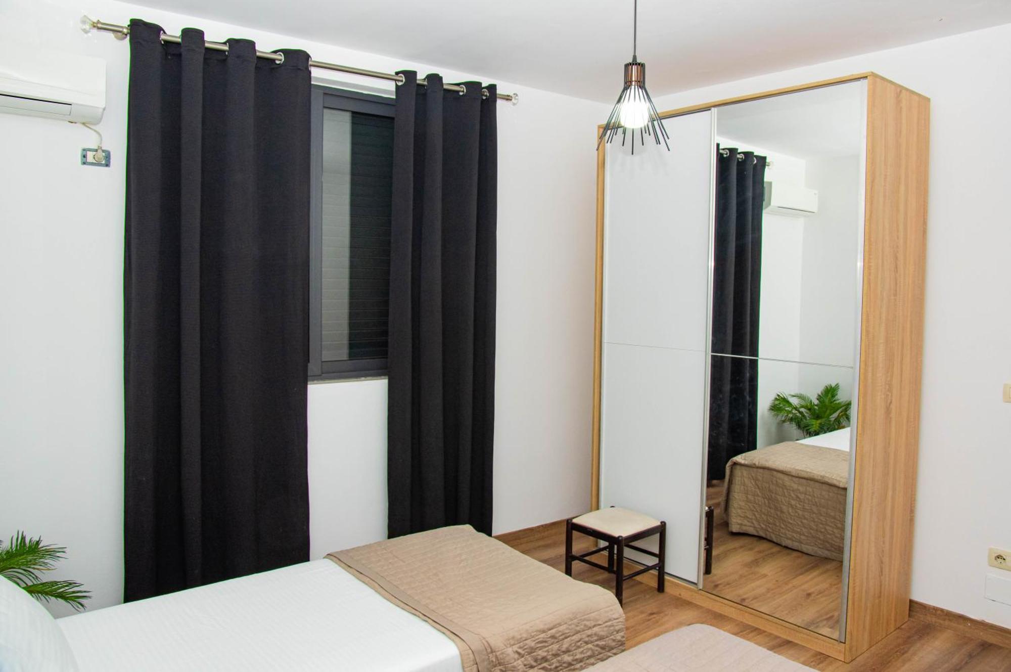 Lucas Central Relaxing House Тирана Екстериор снимка